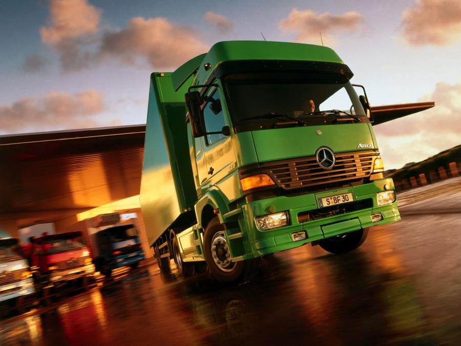 Mercedes-Benz Atego 1828 1998 года  (фото 17 из 24)